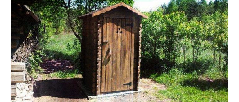 туалет для дачи из дерева