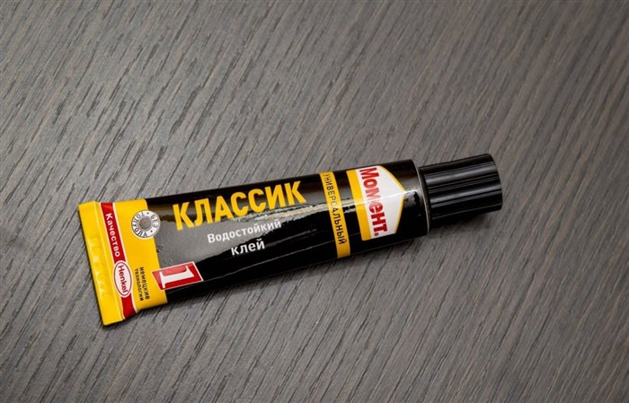 Клей Момент
