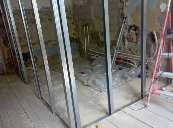 Как лучше сделать межкомнатные перегородки из гипсокартона