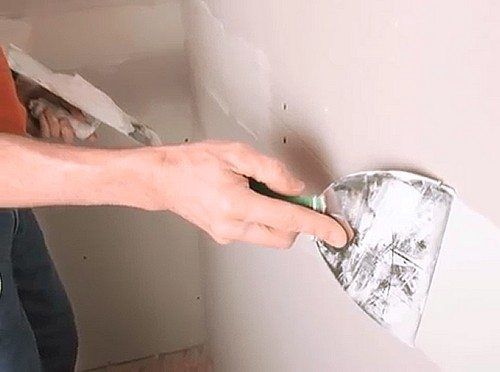 Чем лучше заделывать швы гипсокартона серпянкой или бумажной лентой